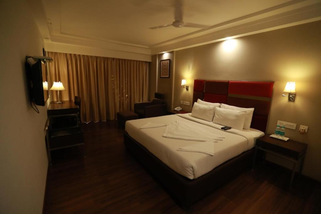 Hotel-S-Park Khammam Exterior foto